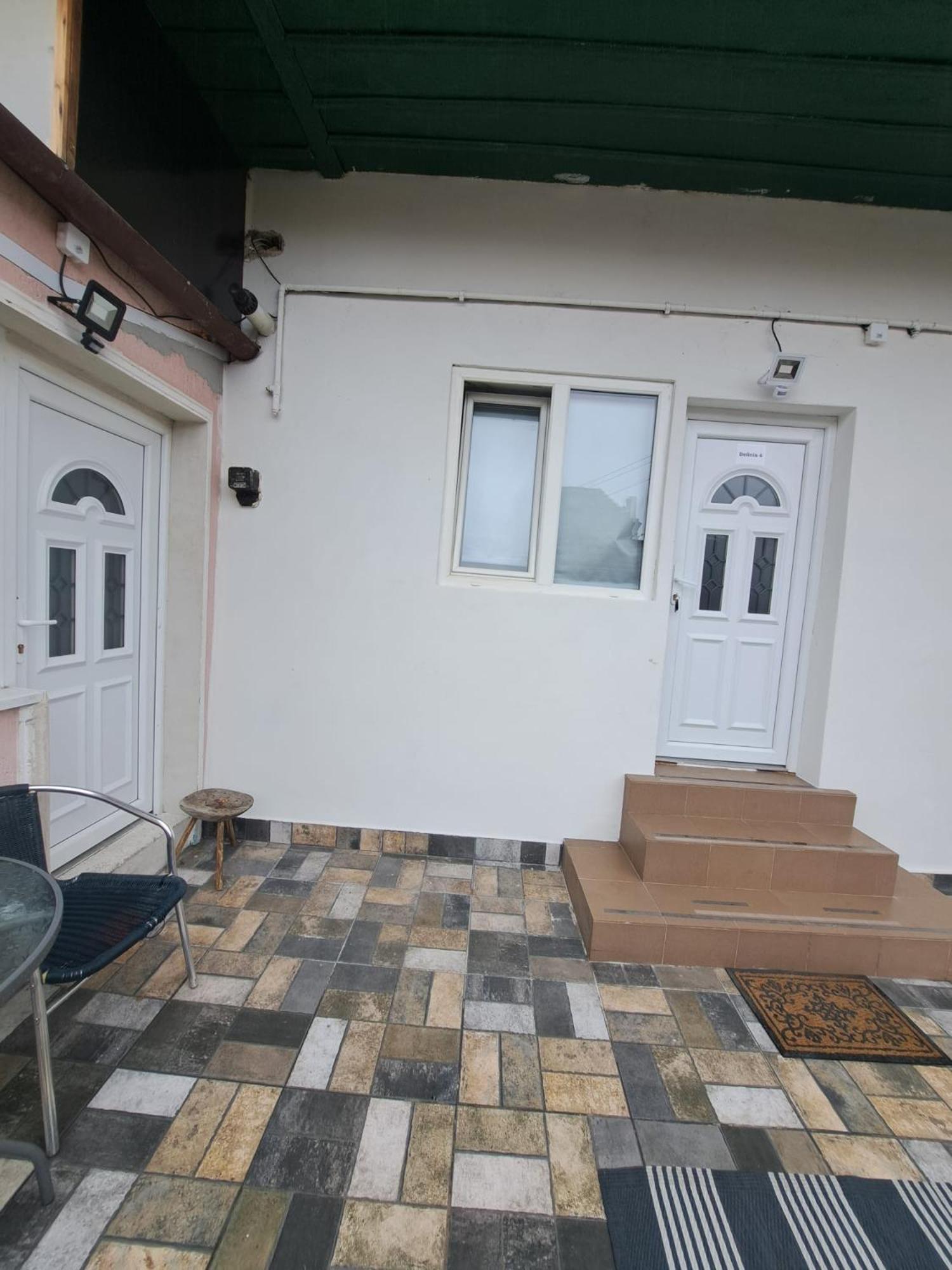 Free Garage In The Center-Delicia 4 Studio! Sibiu Eksteriør bilde